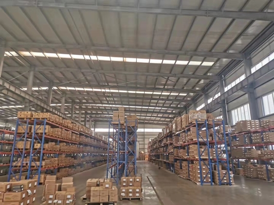 자동차 모델 STRALIS OE 41297101 공기 필터 트럭 자동차 부품 부품